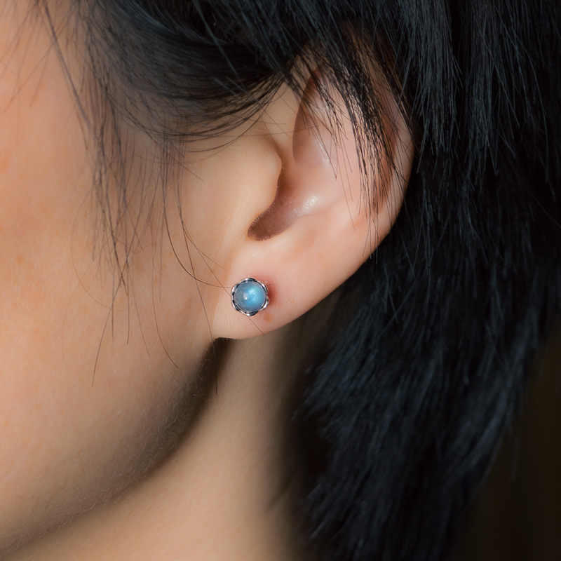 Wear FengShui 925 Sterling Silver Moonstone Positive Earrings