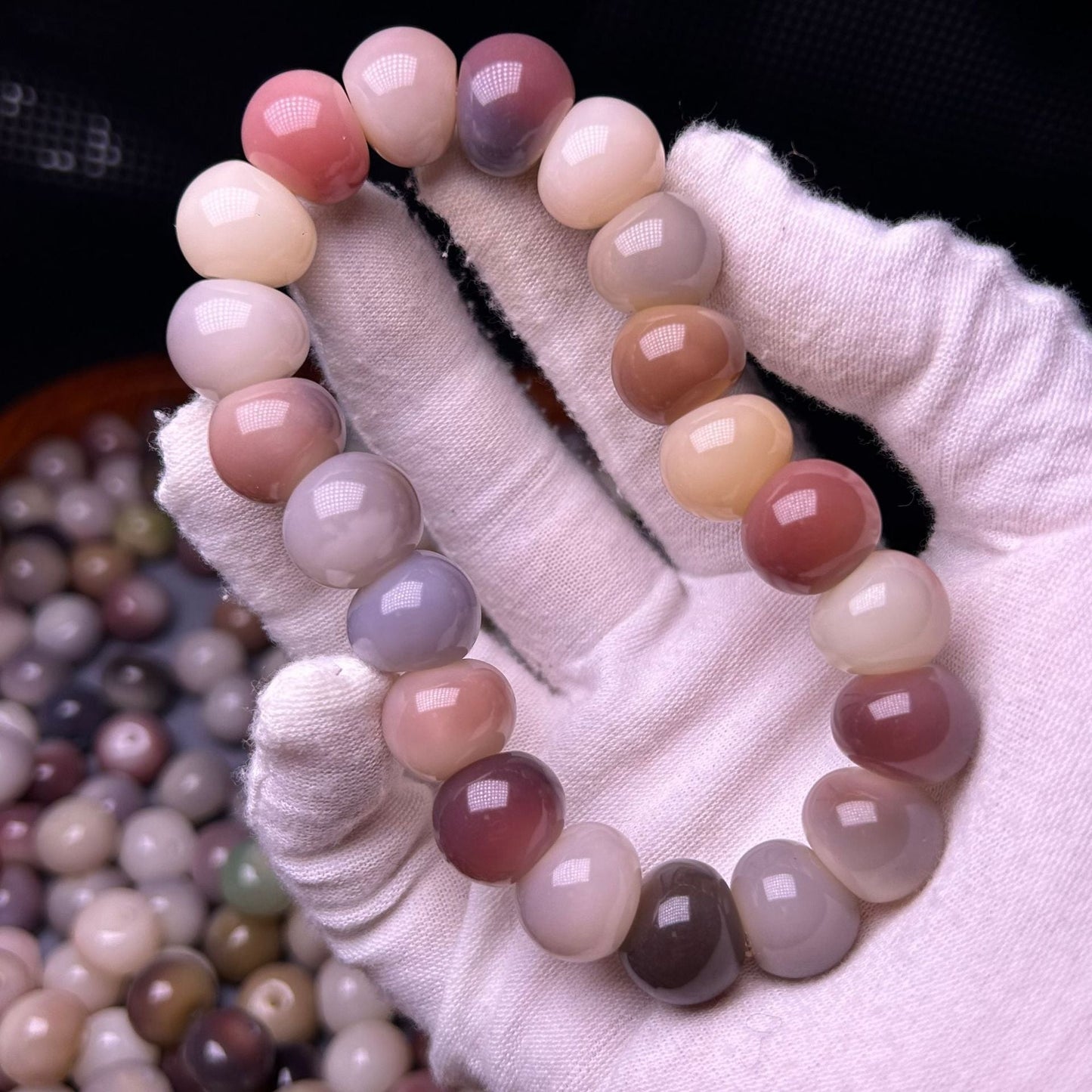 New Colorful Garlic Beads Bodhi Bracelet ā Unique Marble Pattern Design 14mm