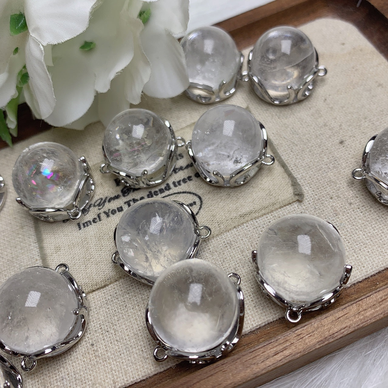 Natural Clear Quartz Charm with Silver Setting ā DIY Jewelry Making Accessory