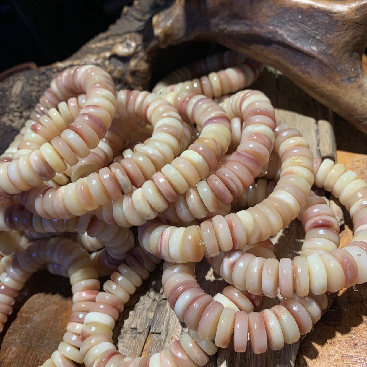 Large Camel Bone Flake Bracelet(14.5mm*5mm)