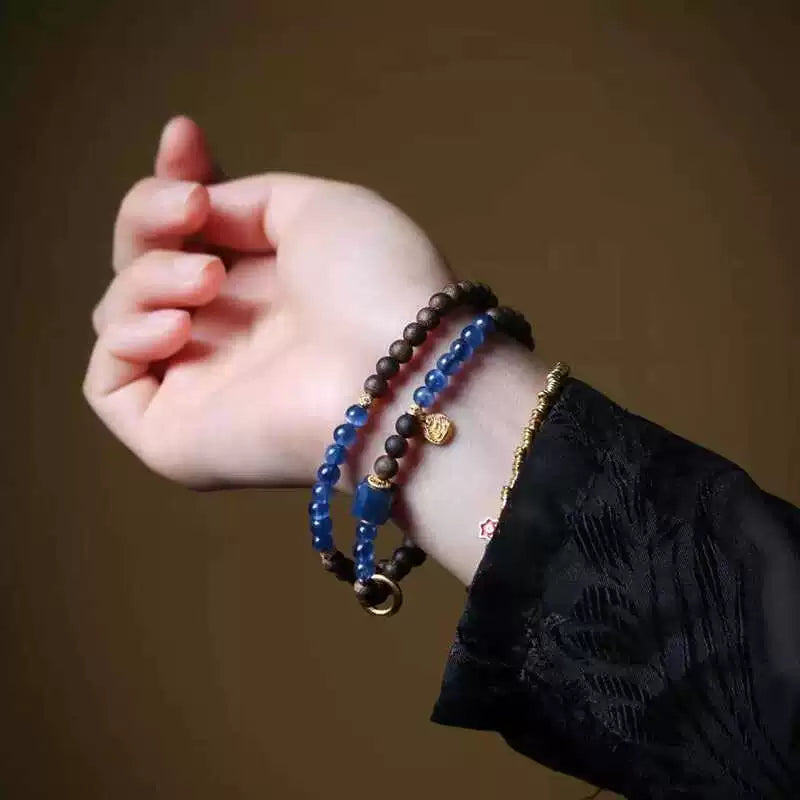 Natural Kyara Agarwood Micro Bead Bracelet with Blue Kyanite Crystal – Double Wrap (4mm Beads)