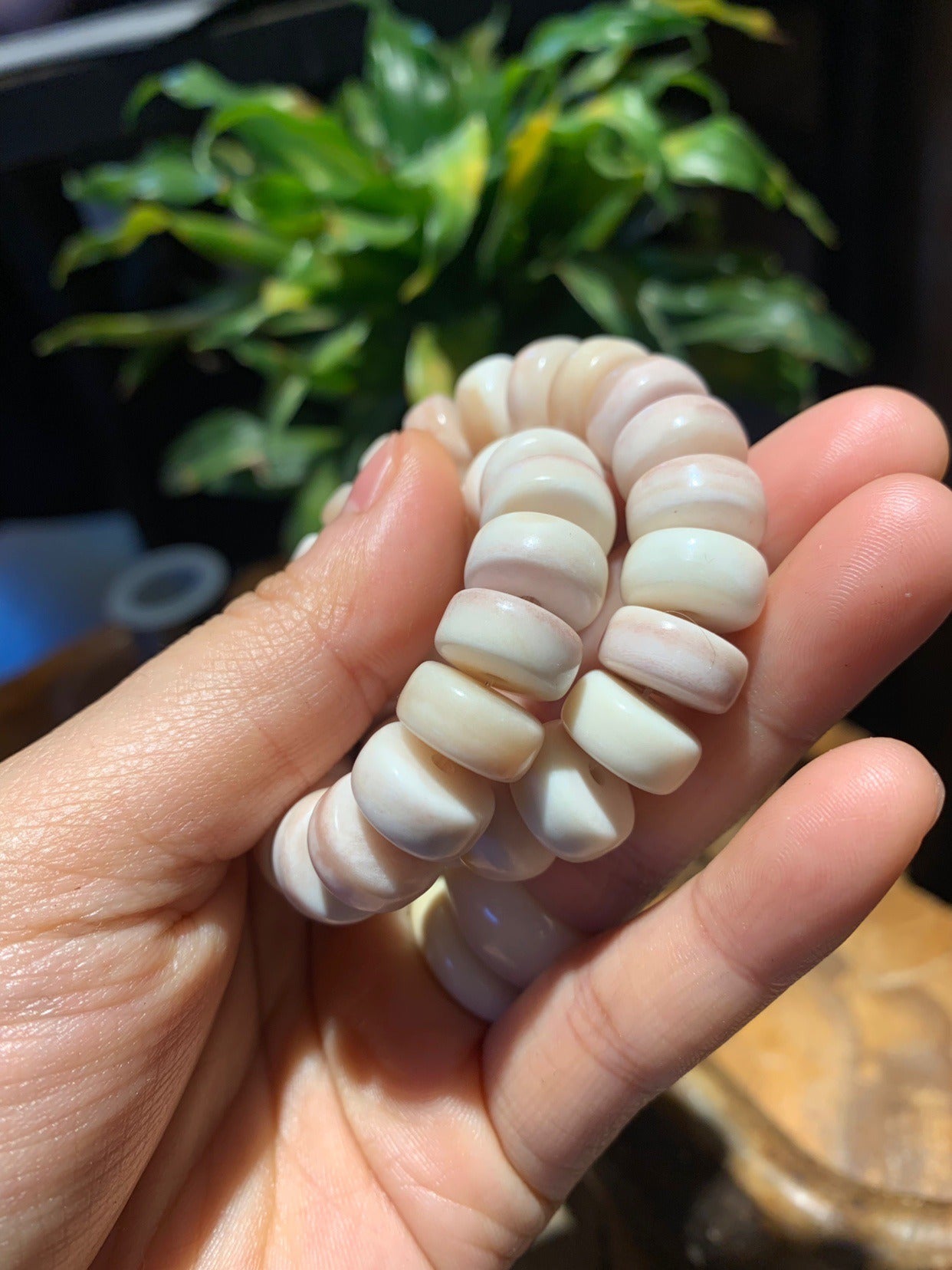 Camel Bone Flake Bracelet(12mm*6mm)