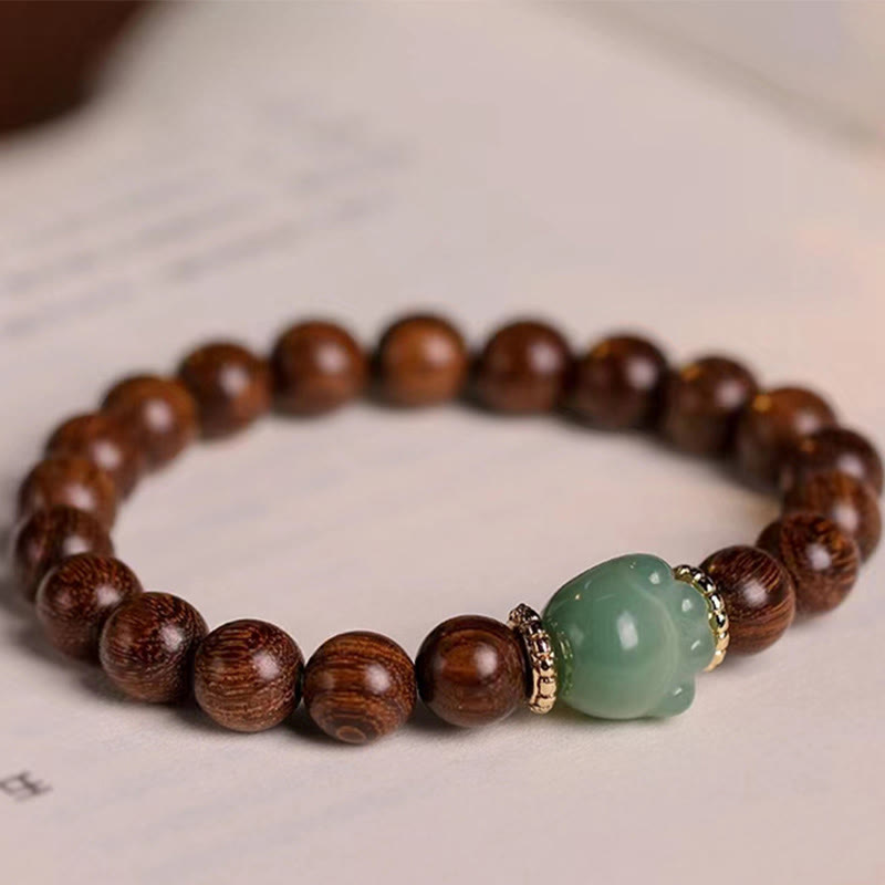 Wear FengShui Sandalwood Lovely Cat Paw Protection Bracelet