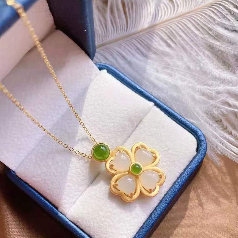 Wear FengShui 925 Sterling Silver Lucky Four Leaf Clover Jade Prosperity Necklace Chain Pendant