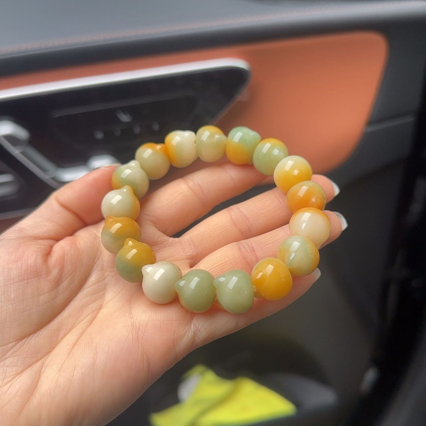 New Glassy Pink-Purple Cat Head Bodhi Bracelet