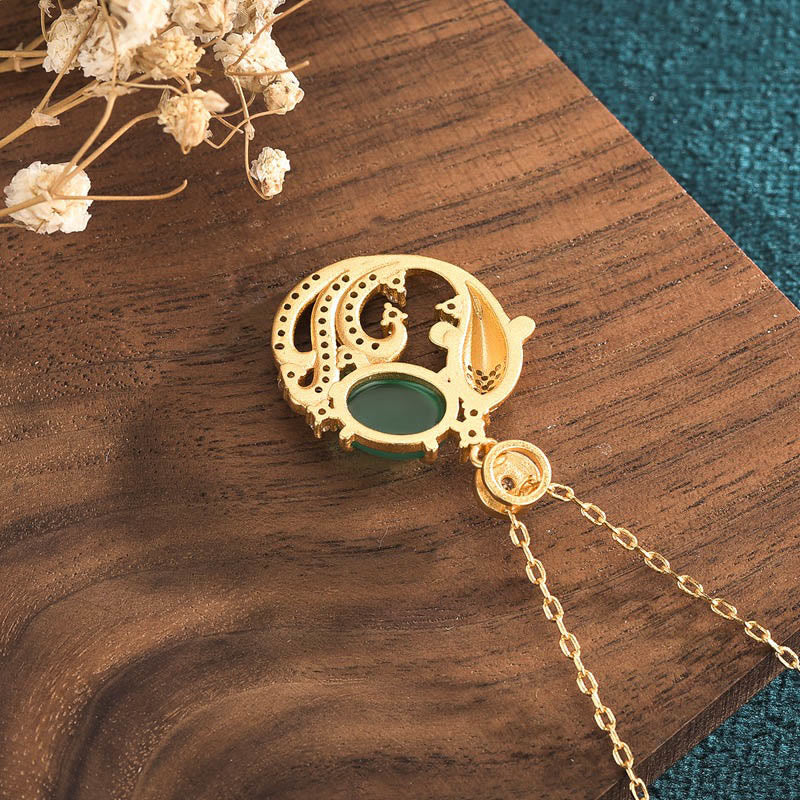 Wear FengShui Green Chalcedony Koi Fish Strength Necklace Pendant