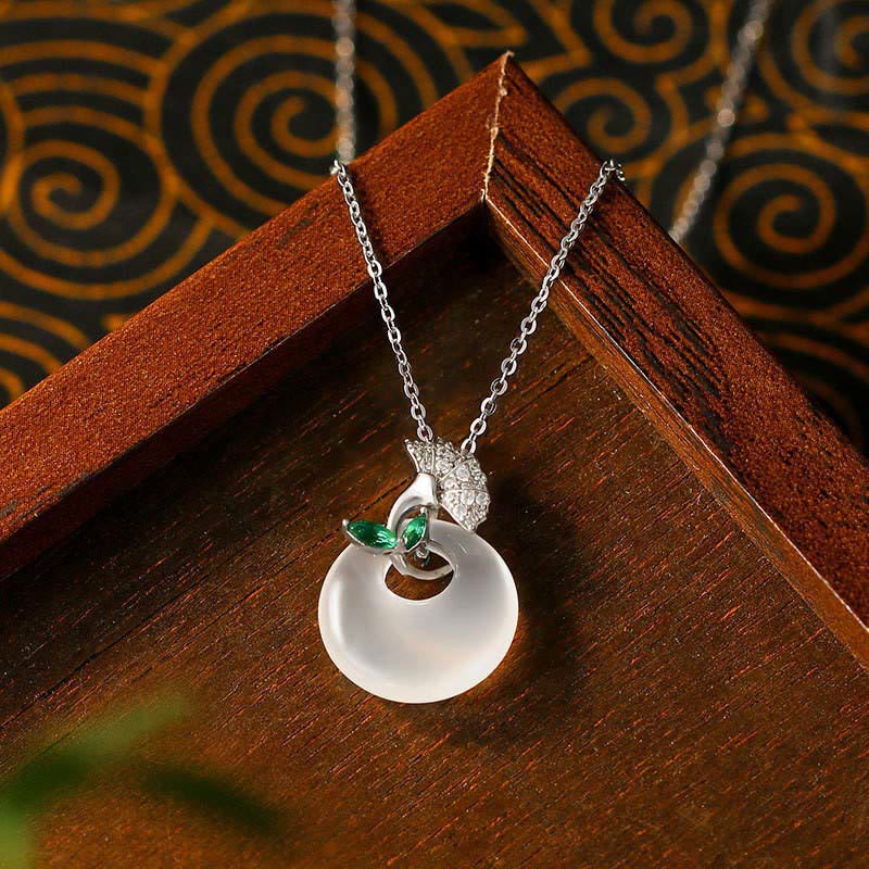 Wear FengShui Natural Chalcedony Ginkgo Leaf Peace Buckle Harmony Necklace Pendant