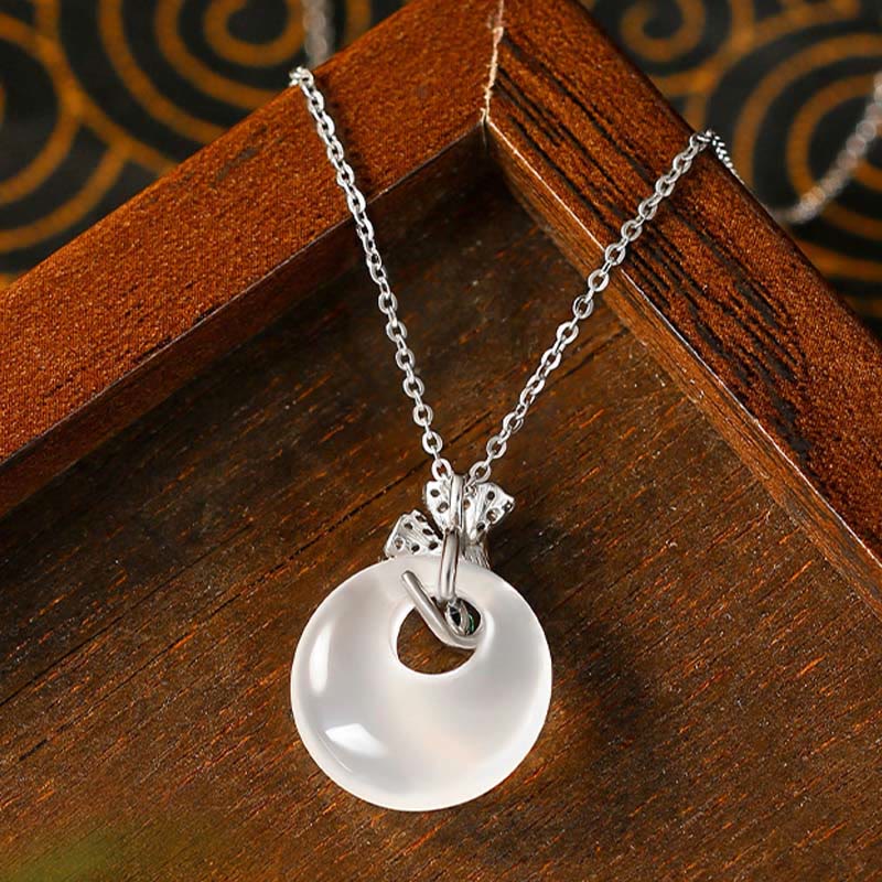 Wear FengShui Natural Chalcedony Ginkgo Leaf Peace Buckle Harmony Necklace Pendant