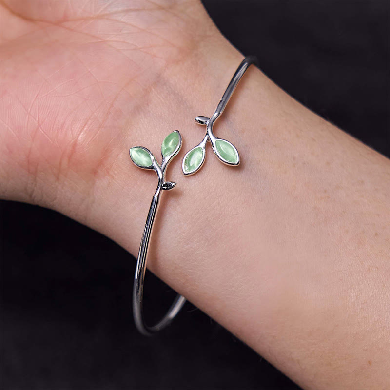 Wear FengShui Leaf Pattern Cat Eye Support Cuff Bracelet Bangle