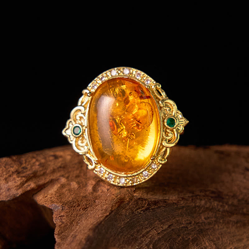 Wear FengShui Amber Flower Pigeon Egg Pattern Focus Ring