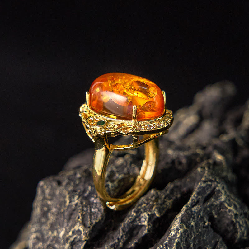 Wear FengShui Amber Flower Pigeon Egg Pattern Focus Ring