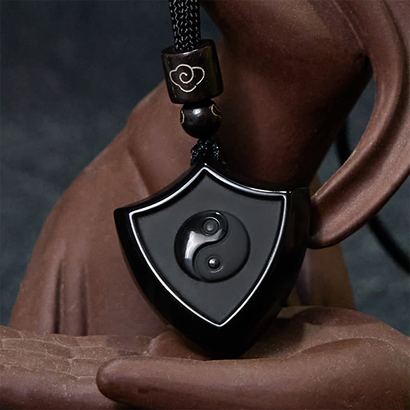 Wear FengShui Black Obsidian Shield Pattern Yin Yang Symbol Strength Necklace Pendant