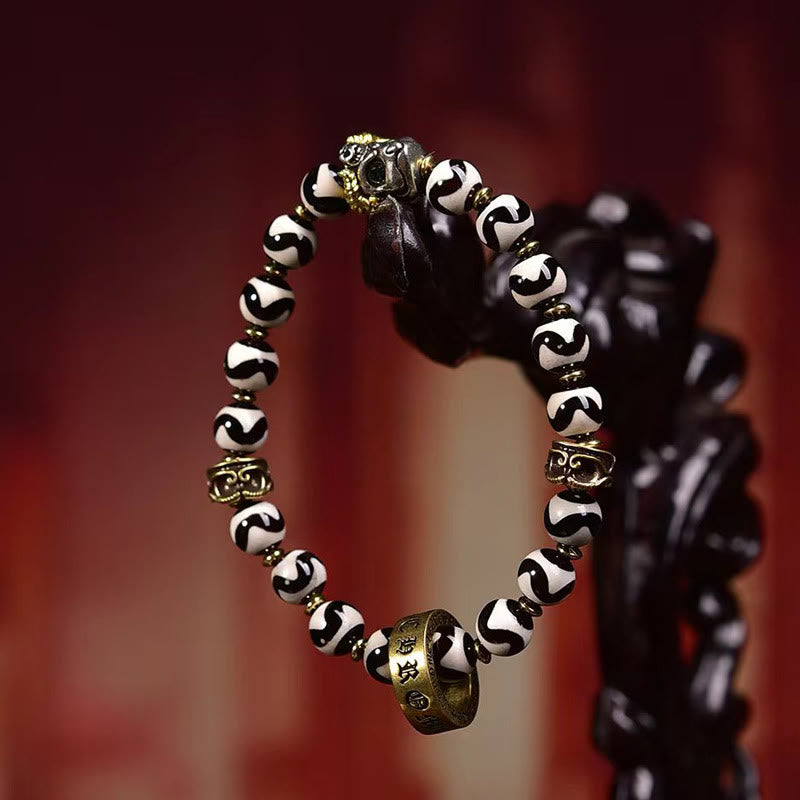 Wear FengShui Vintage Tibetan Dzi Bead Om Mani Padme Hum Blessings Bracelet