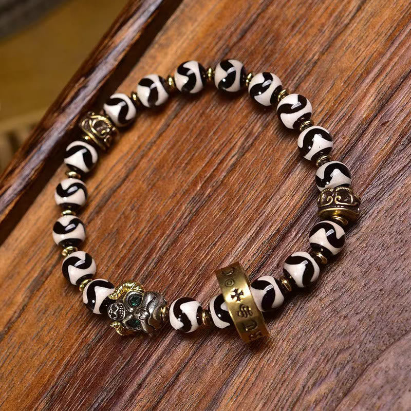 Wear FengShui Vintage Tibetan Dzi Bead Om Mani Padme Hum Blessings Bracelet