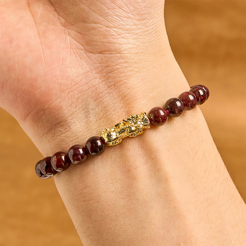 Wear FengShui Natural Garnet Beads PiXiu Protection Bracelet