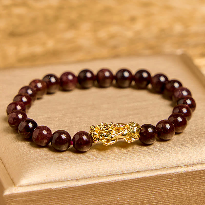 Wear FengShui Natural Garnet Beads PiXiu Protection Bracelet