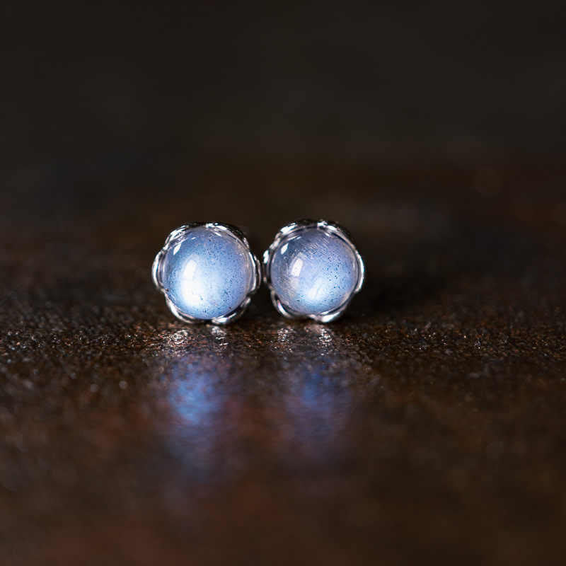 Wear FengShui 925 Sterling Silver Moonstone Positive Earrings