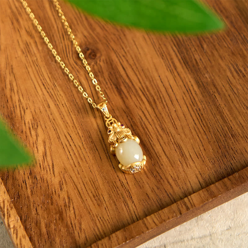 Wear FengShui White Jade PiXiu Wealth Luck Chain Necklace Pendant