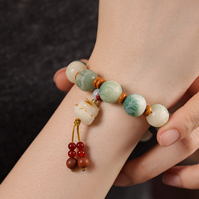 Wear FengShui Gradient Bodhi Seed Om Mani Padme Hum Carved Zakiram Peace Bracelet
