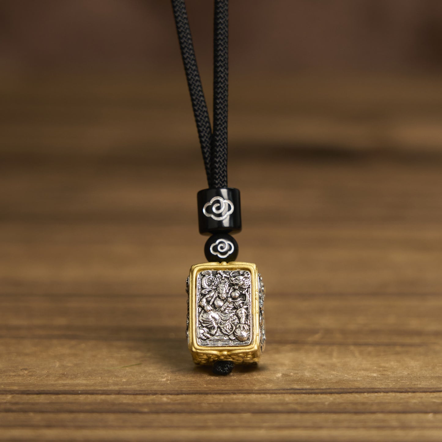 Wear FengShui Tibetan Zakiram Goddess Of Wealth Protection Rope Square Necklace Pendant