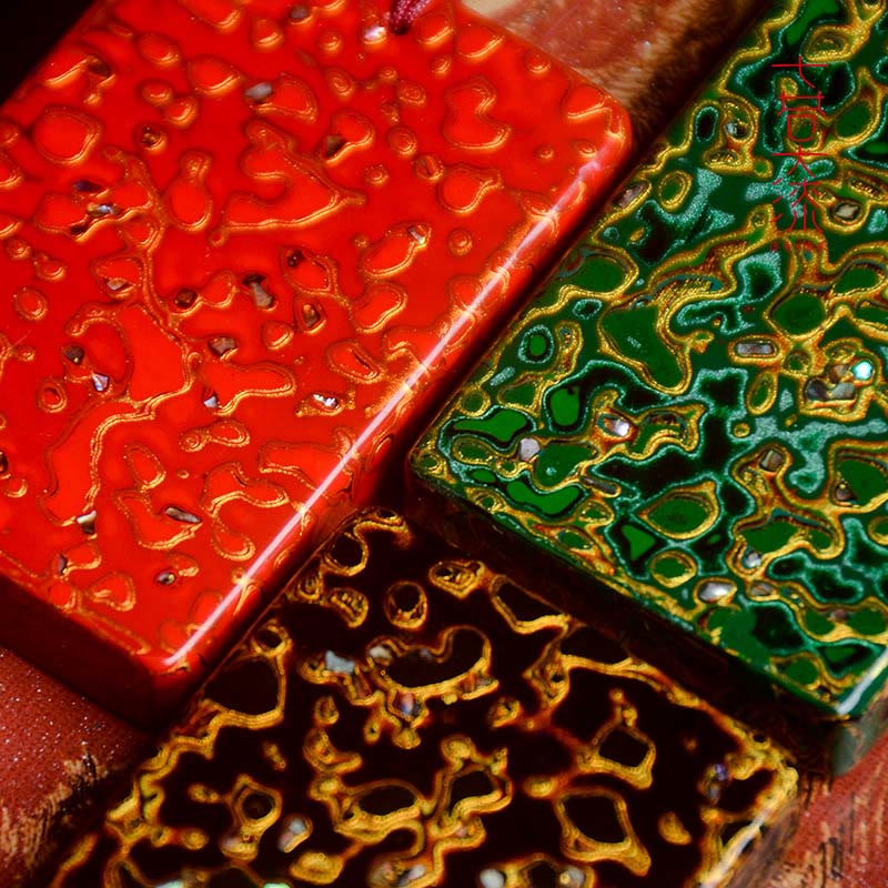 Wear FengShui Handcrafted Lacquer Craft Sandalwood Protection Pendant Necklace