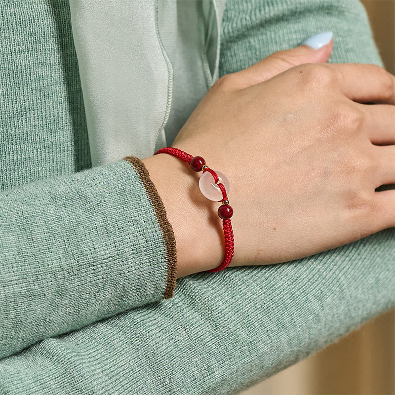 Wear FengShui Peace Buckle White Agate Flat Knot Diamond Knot Red String Connection Bracelet