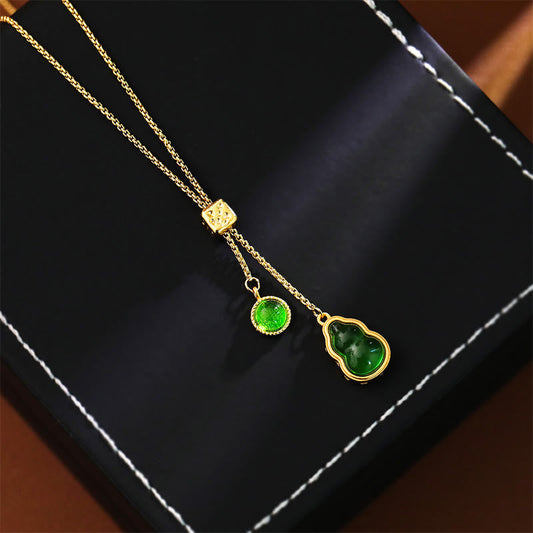 Wear FengShui Gourd Green Agate Copper Inlaid Design Luck Necklace Pendant