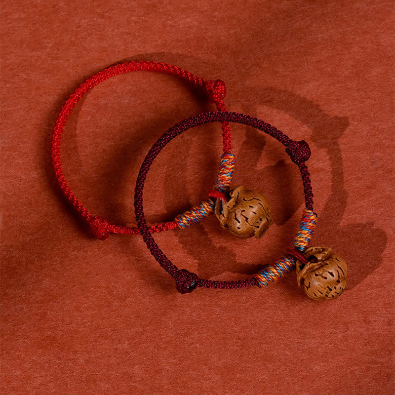 Wear FengShui Plaited Peach Pit Red String Strength Adjustable Cats Dogs Pet Collar