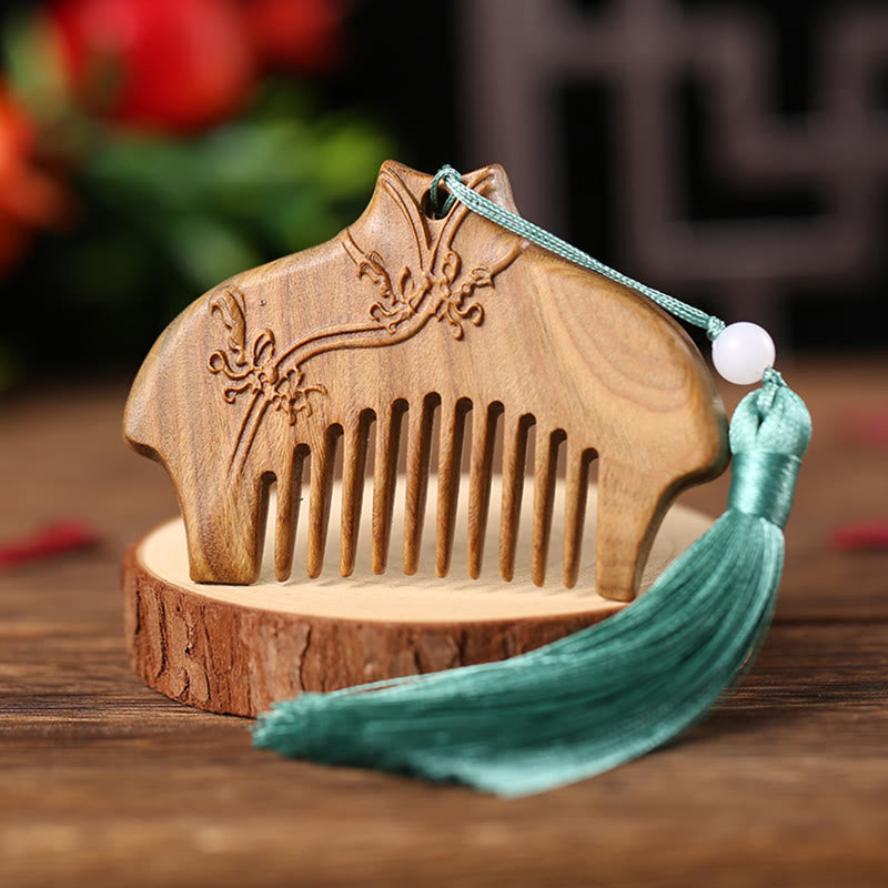 Wear FengShui Green Sandalwood Fox Peony Flower Lotus Engraved Cure Tassel Comb