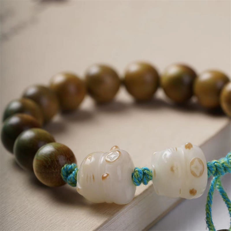 Wear FengShui Green Sandalwood Bodhi Seed Lucky Cat Positive Bracelet