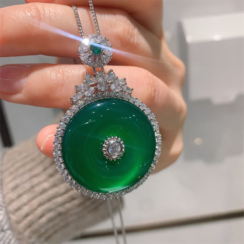 Wear FengShui Green Chalcedony Round Peace Buckle Strength Necklace Pendant