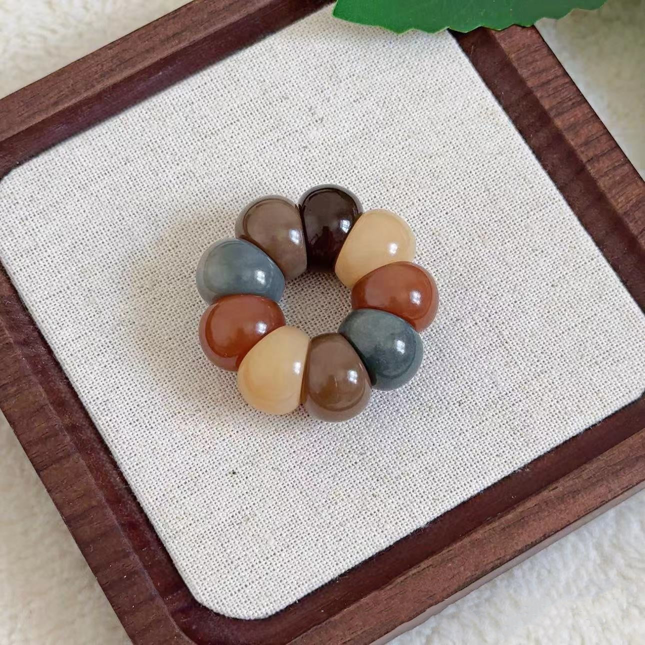 Adorable Mini Garlic Clove and Mangosteen Handheld Charms，Multiple Colors Available