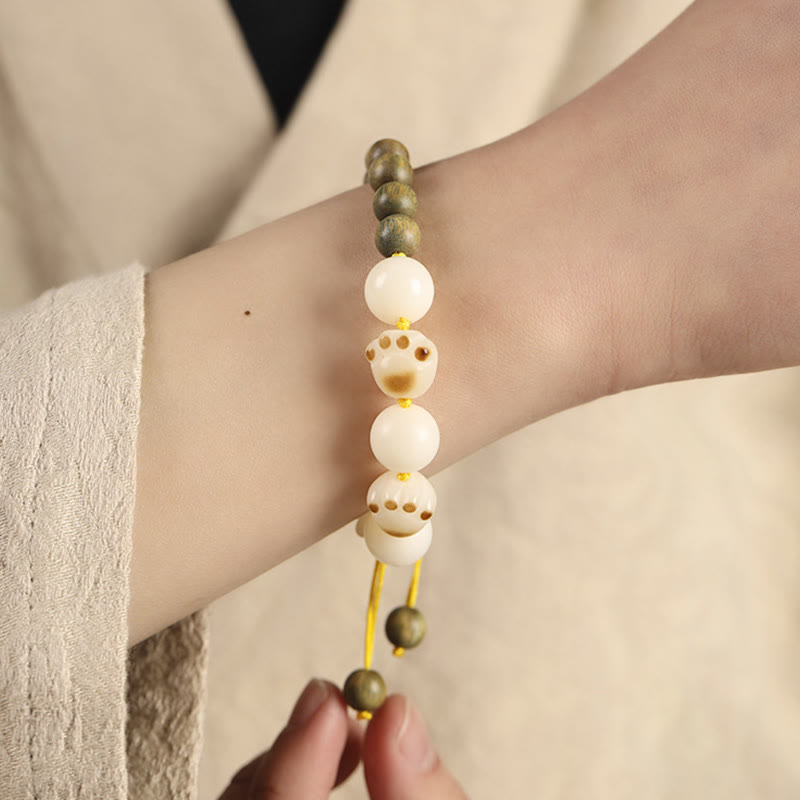 Wear FengShui Natural Green Sandalwood Bodhi Seed Cat Paw Claw Cure Bracelet