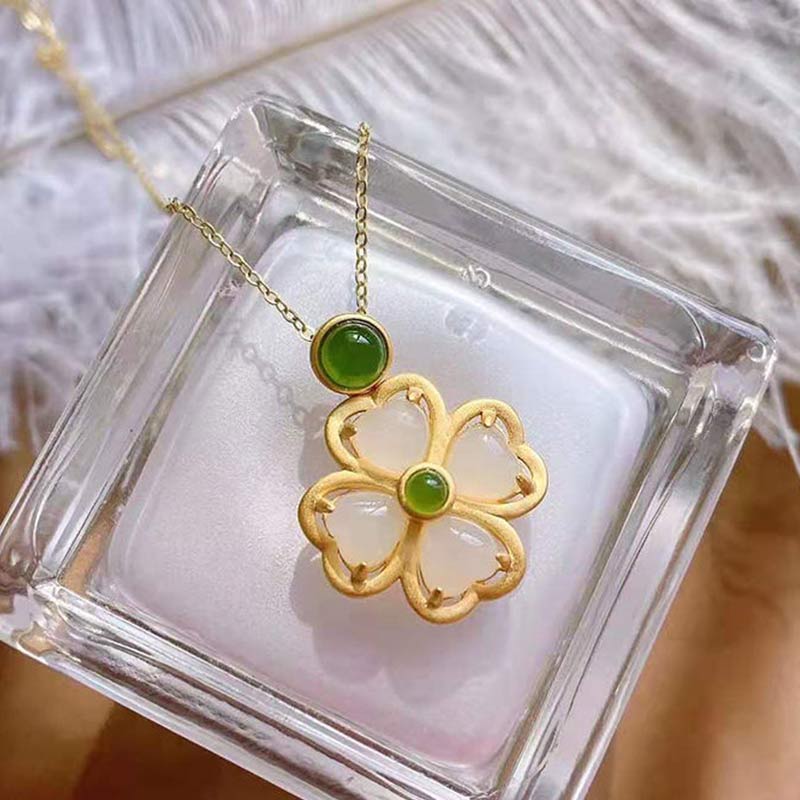 Wear FengShui 925 Sterling Silver Lucky Four Leaf Clover Jade Prosperity Necklace Chain Pendant