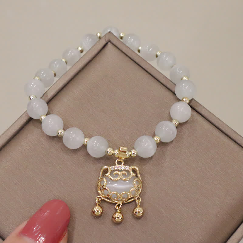 Wear FengShui Cat's Eye Lovely Cat Pattern Pearl Love Charm Bracelet
