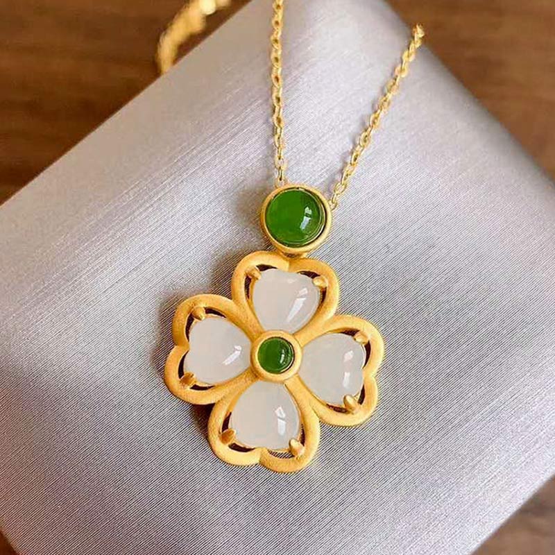 Wear FengShui 925 Sterling Silver Lucky Four Leaf Clover Jade Prosperity Necklace Chain Pendant