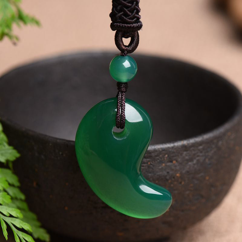 Wear FengShui Red Agate Green Agate Moon Pattern Confidence Calm Necklace