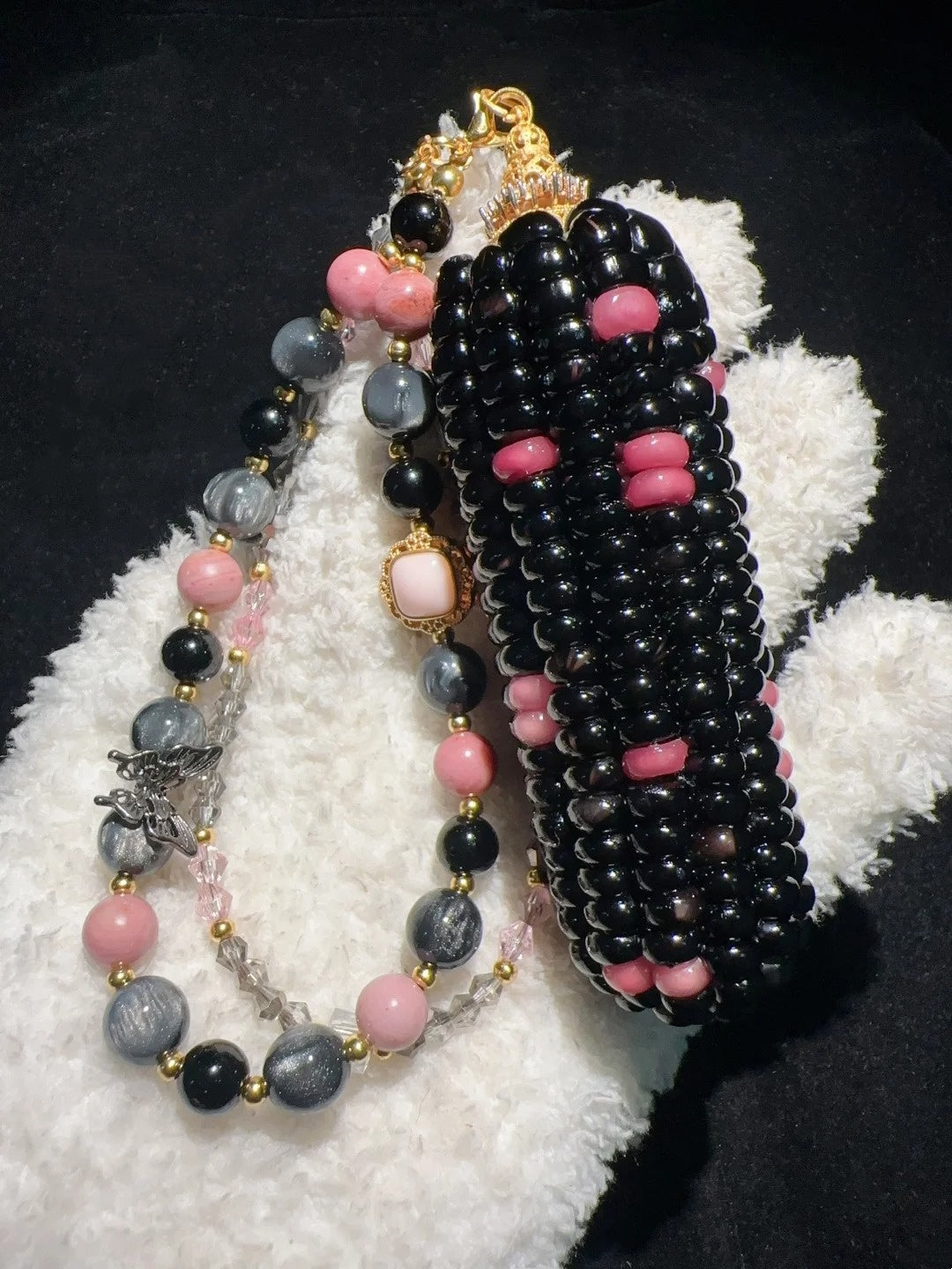 Pink-Dotted Black Corn Charms for Fidgeting & Relaxation