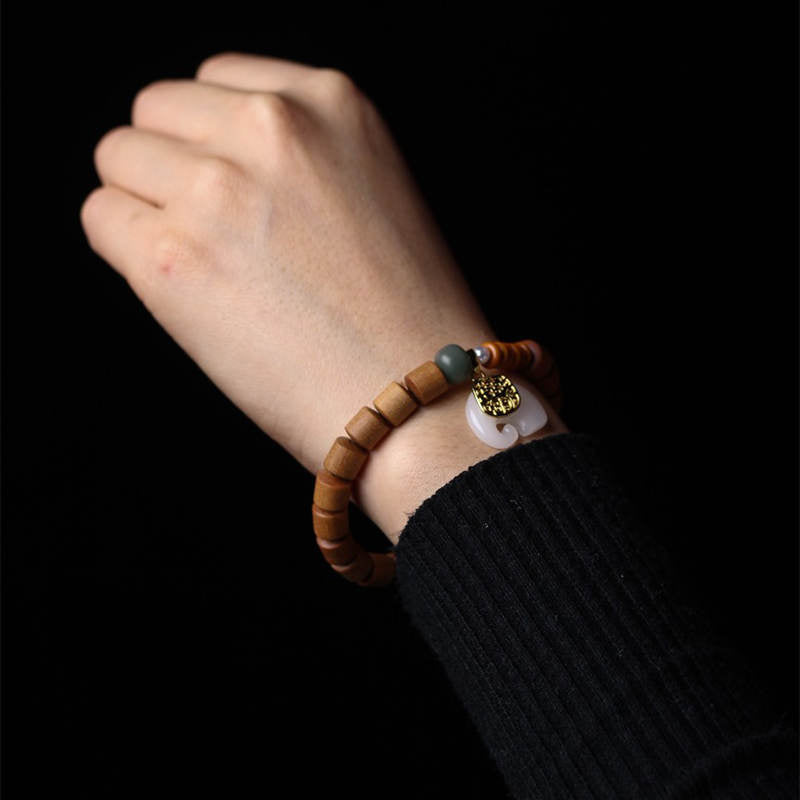 Wear FengShui Sandalwood Jade Elephant Protection Bracelet