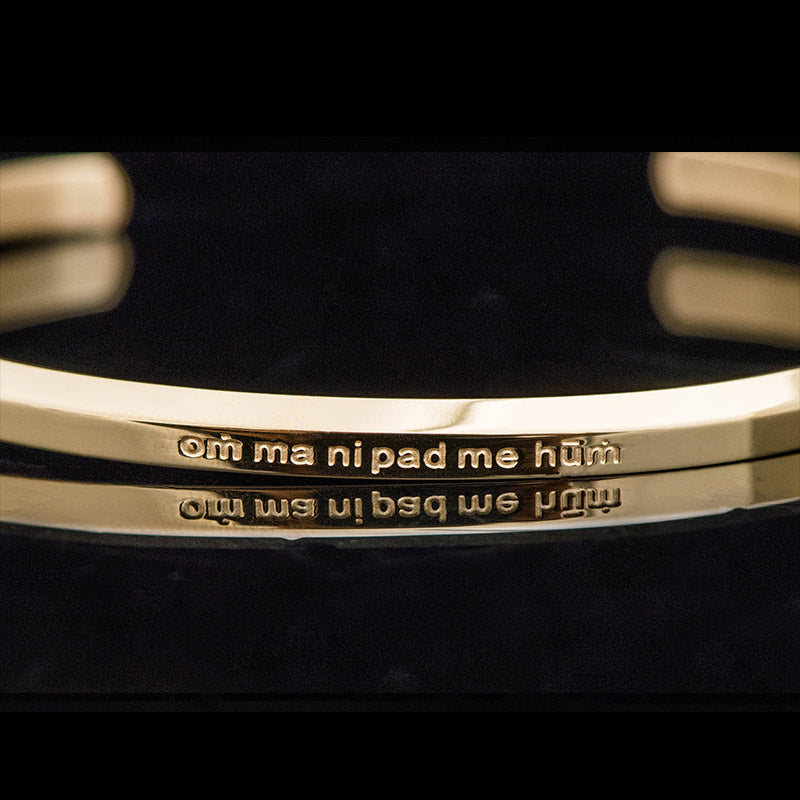 Wear FengShui Six True Words Engraving Titanium Steel Blessing Protection Bracelet