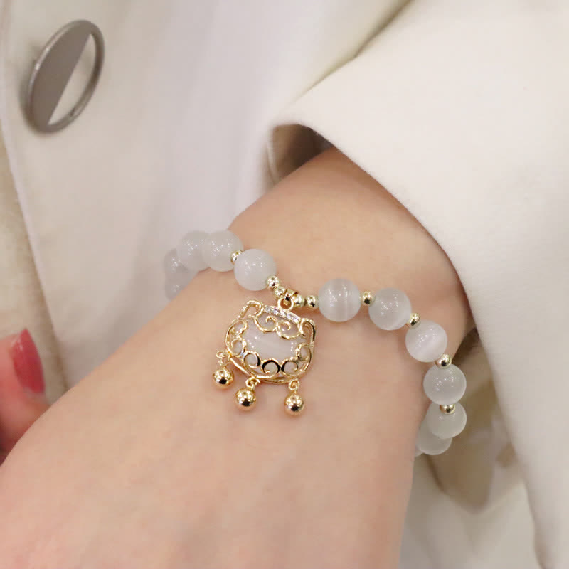 Wear FengShui Cat's Eye Lovely Cat Pattern Pearl Love Charm Bracelet
