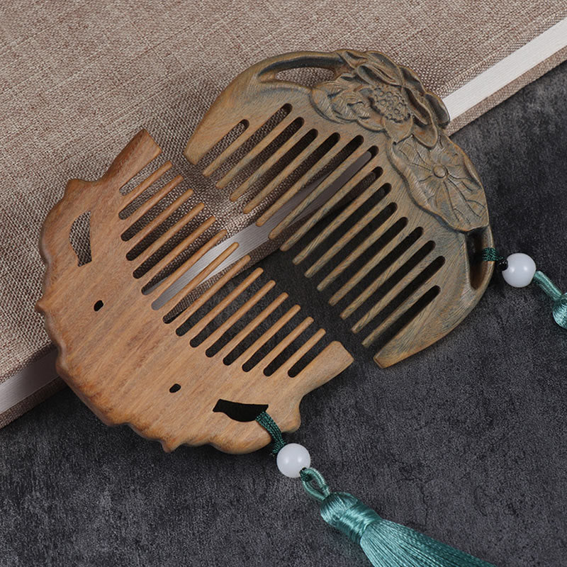 Wear FengShui Green Sandalwood Fox Peony Flower Lotus Engraved Cure Tassel Comb