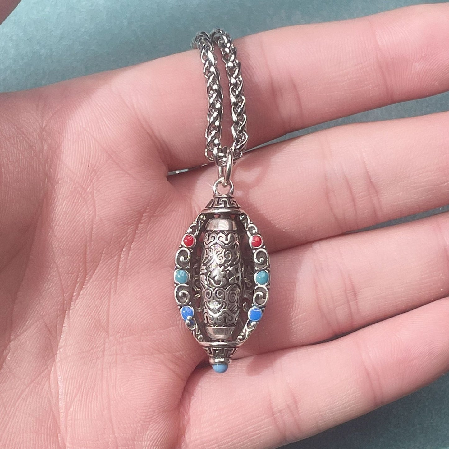 Wear FengShui Tibetan Om Mani Padme Hum Purity Rotatable Necklace Pendant