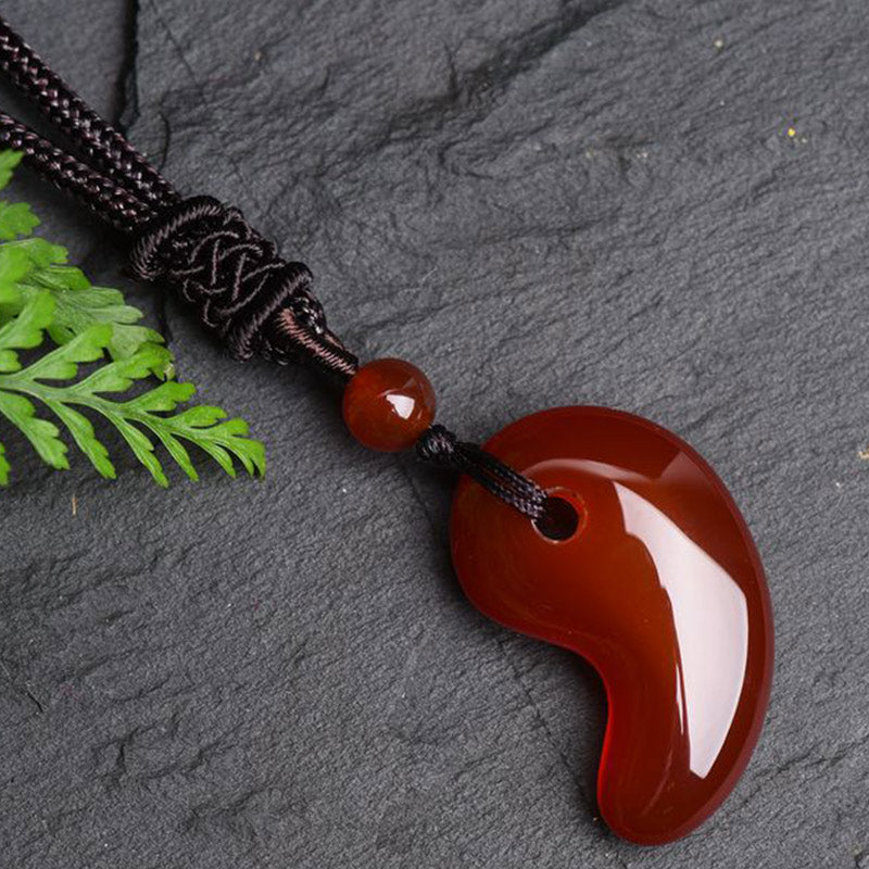 Wear FengShui Red Agate Green Agate Moon Pattern Confidence Calm Necklace
