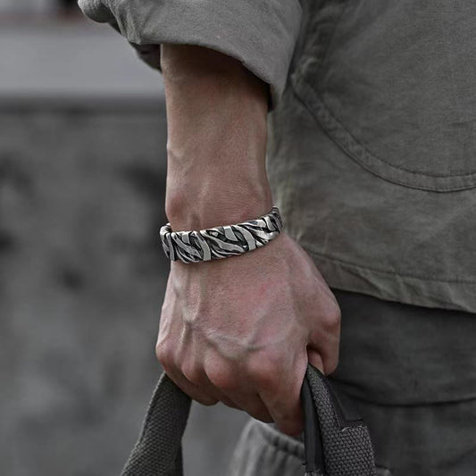 Wear FengShui Retro Line Texture Healing Cuff Bracelet Bangle