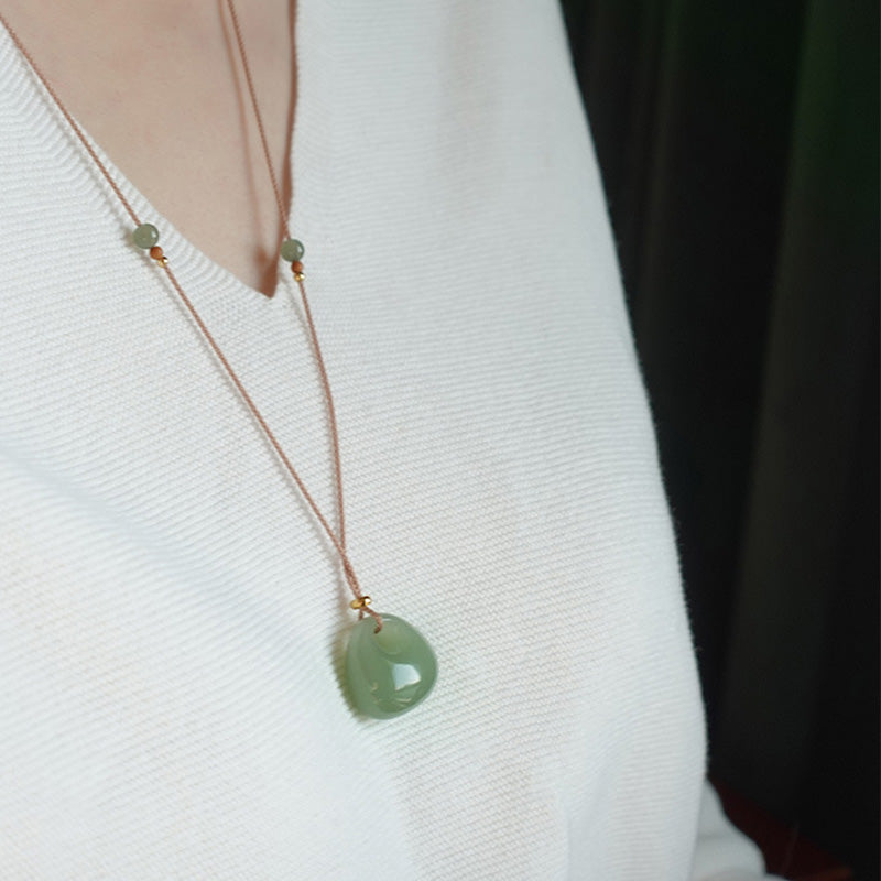 Wear FengShui Natural Jade Luck Prosperity Necklace Pendant (Random Color)