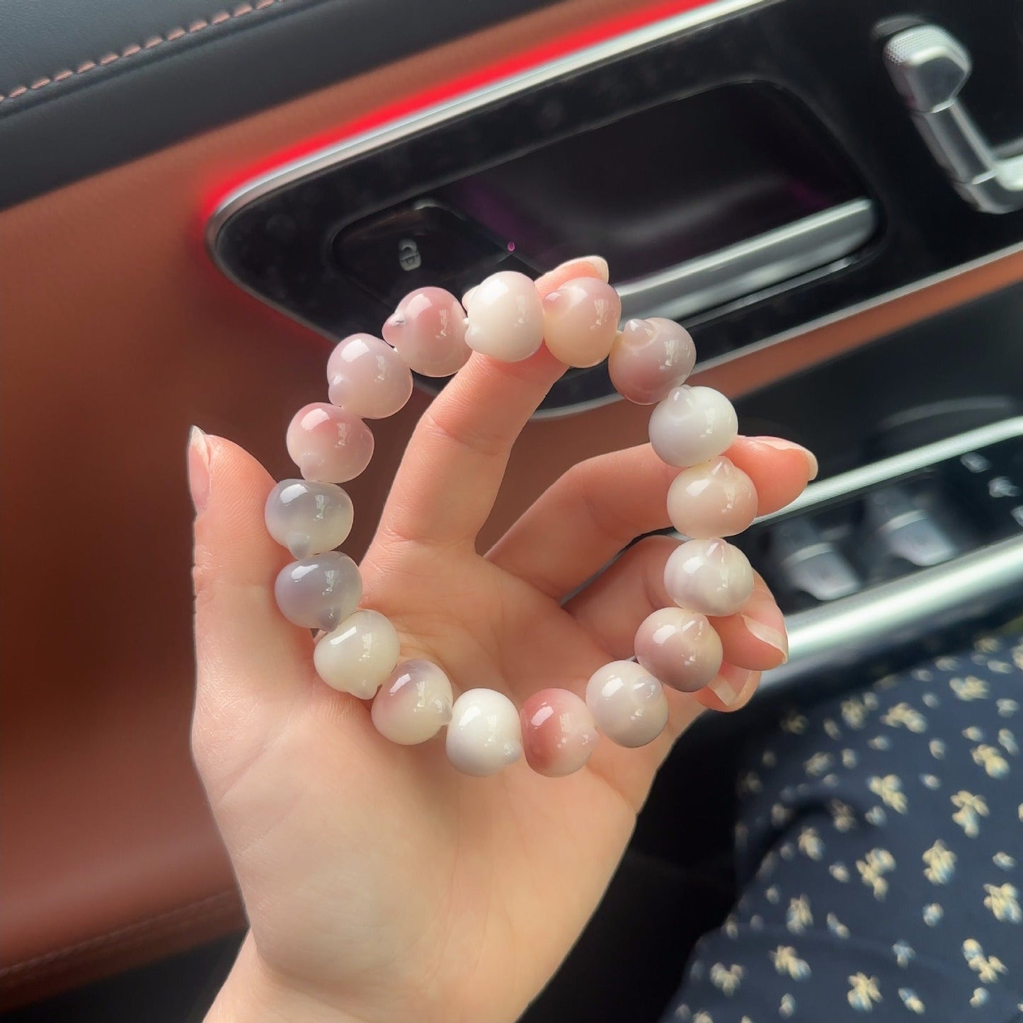 New Glassy Pink-Purple Cat Head Bodhi Bracelet