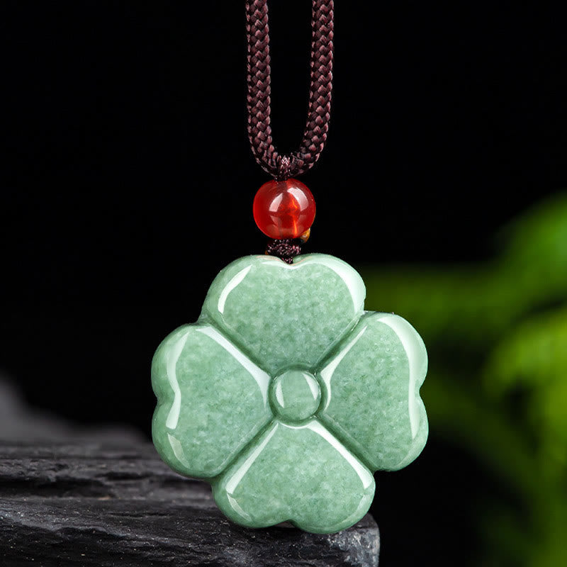Wear FengShui Natural Lucky Four Leaf Clover Jade Prosperity Necklace Pendant