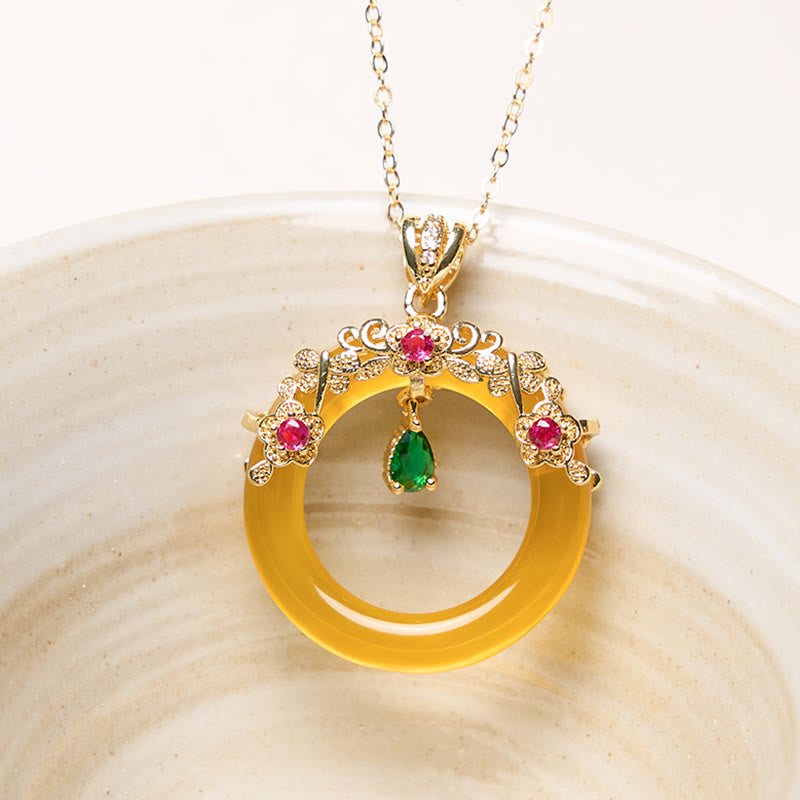Wear FengShui Green Chalcedony Peace Buckle Design Strength Necklace Pendant