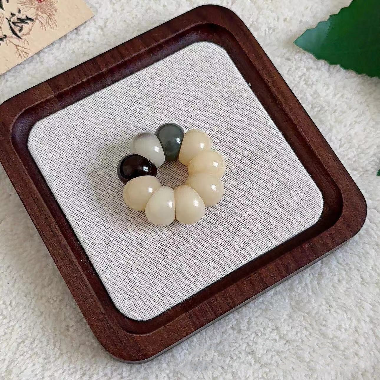 Adorable Mini Garlic Clove and Mangosteen Handheld Charms，Multiple Colors Available
